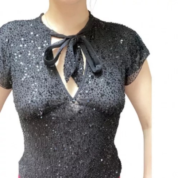 ESCADA Sequin Beaded embellished Short Sleeve Tie front Top Women’s size small - Picture 2 of 10
